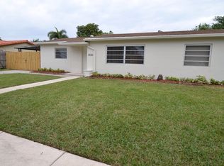 9755 SW 16th St, Miami, FL 33165