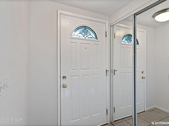 4th image of 3408 Wyoming Dr