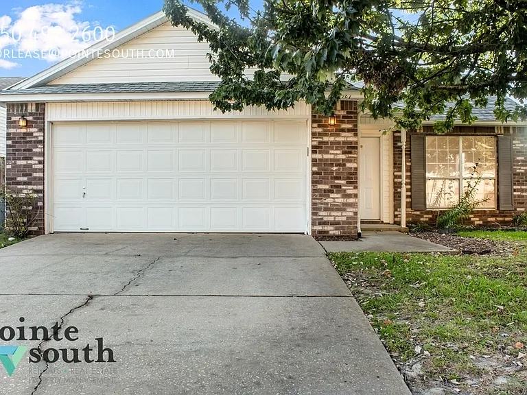 987 John Wayne Cir — Photo 2