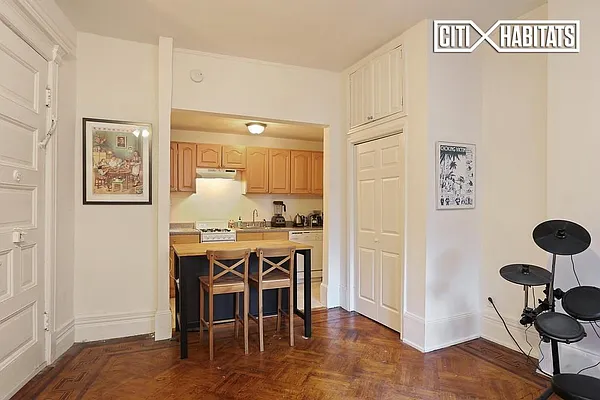 Rented by Citi Habitats | media 7