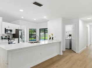 1041 Amherst Ave, Davie, FL 33325