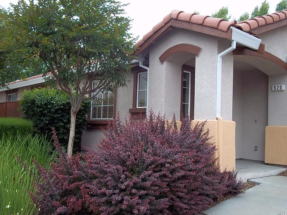 1st image of 920 Beth Page Ct