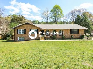 8750 Twin Oaks Dr, Jonesboro, GA 30236