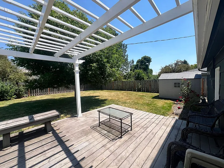 1745 NW 17th St — Photo 17