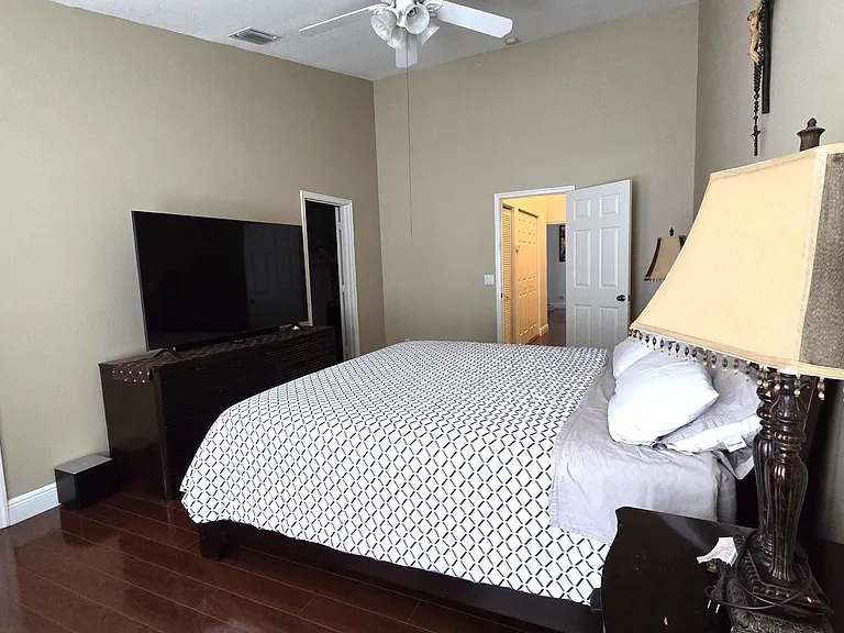 9664 Porta Leona Ln — Photo 10