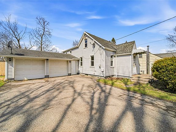 2nd image of 15904 Claridon Troy Rd