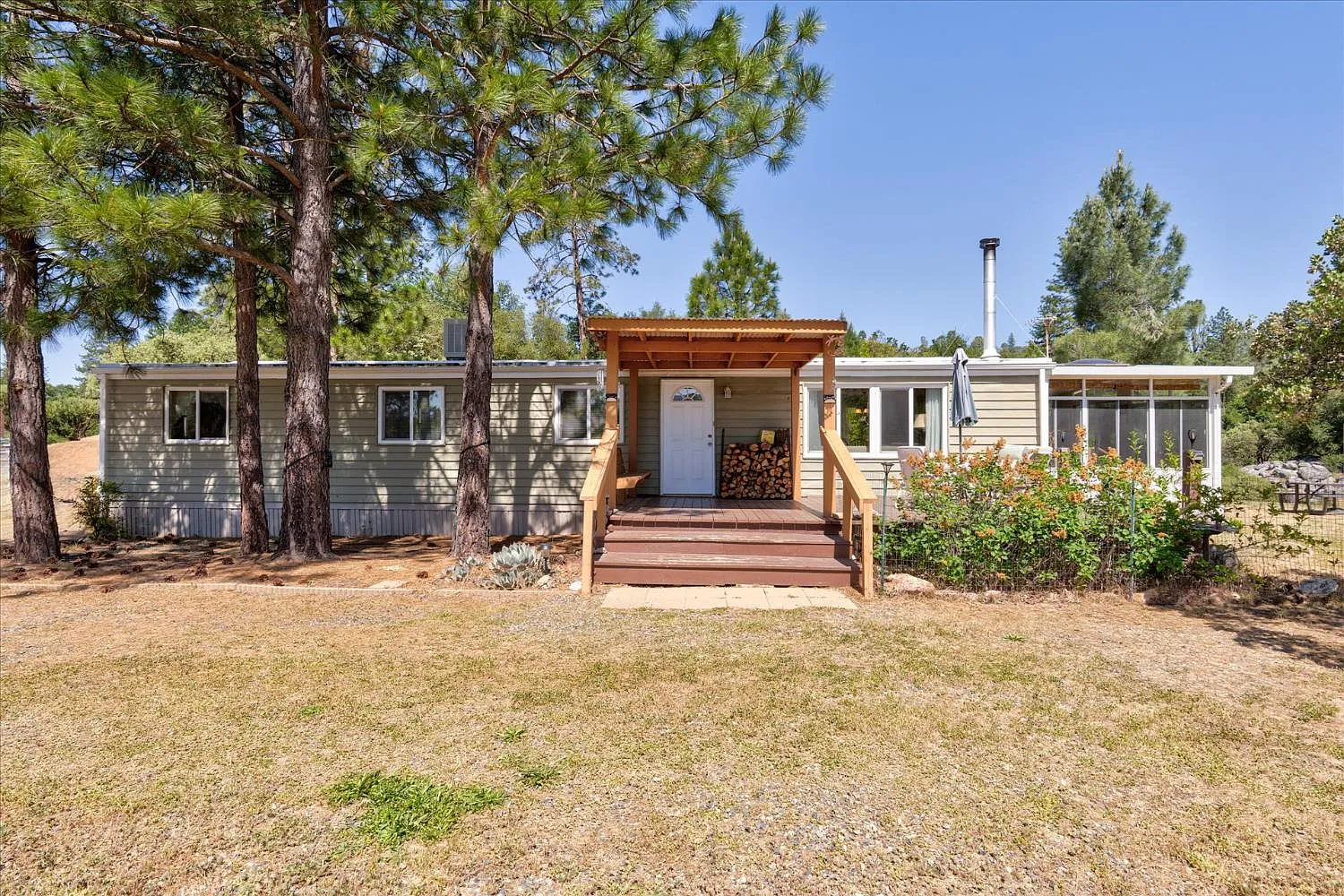 34133 Keller Rd photo 1