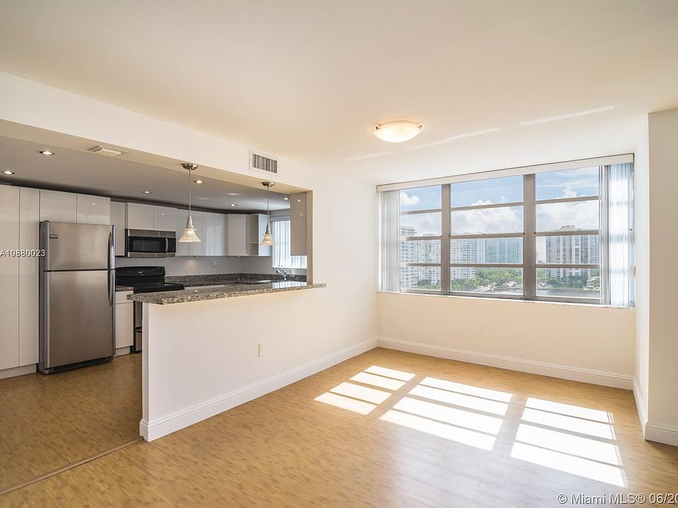 1st image of 2750 NE 183rd St APT 1402