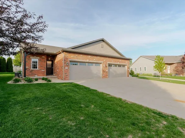 43 Yukon Cir, Bloomington, IL 61705