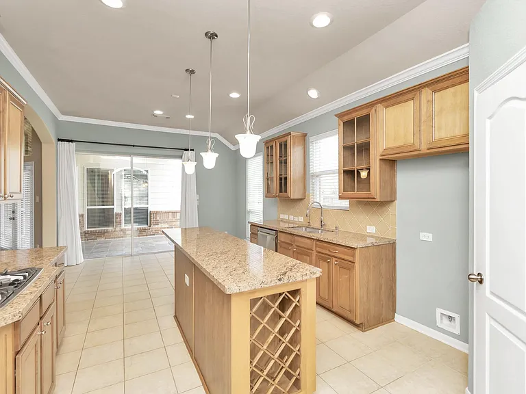 6630 Larocke Trl — Photo 24