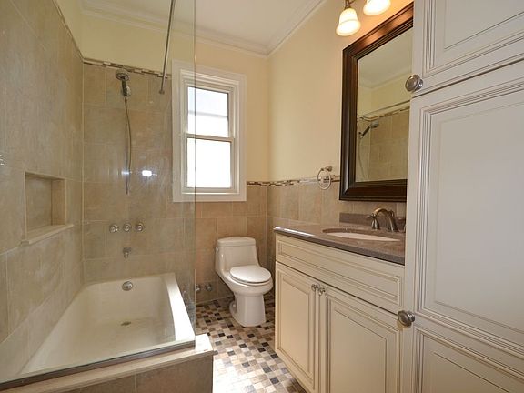 5th image of 1948 E 17th St APT 2