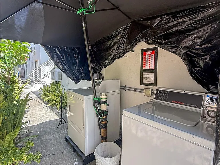 935 Bay Dr #9 — Photo 12