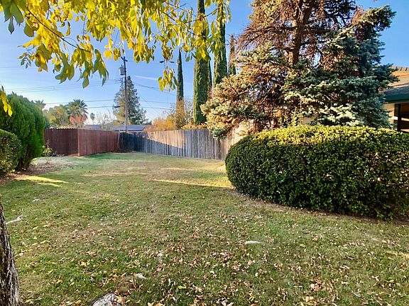 4th image of 1967 Birch Ct
