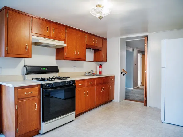 427 Delaware Ave., 427 Delaware Ave #1, Kingston, NY 12401