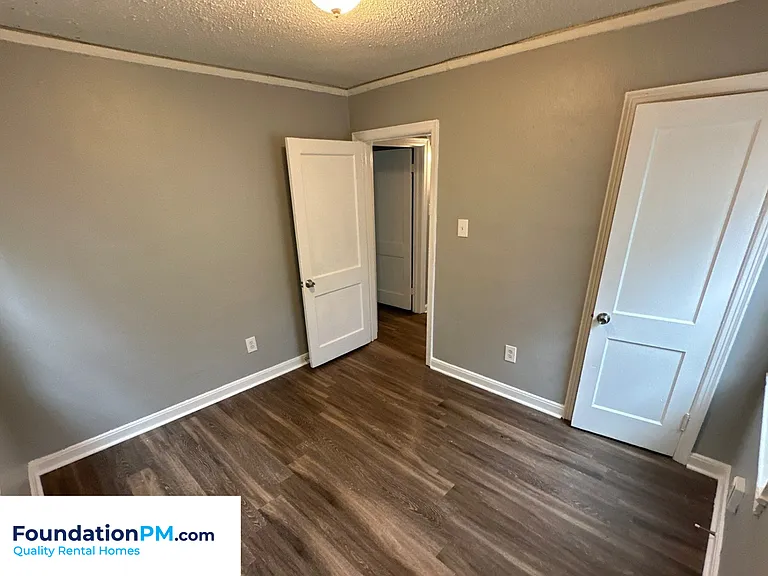 1442 Semmes St — Photo 13