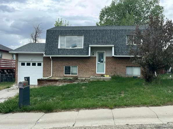 2230 E 16th St, Casper, WY 82609