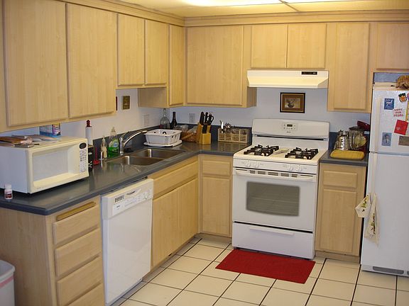 2nd image of 4885 Cole St Unit 20