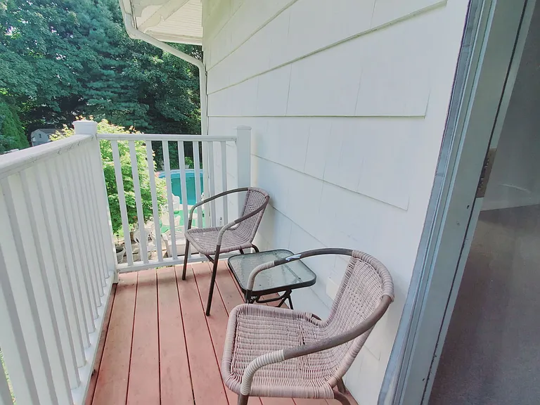 290 Southfield Ave #2 — Photo 8