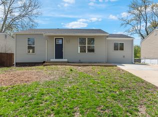 304 Wild Winds Dr, O'Fallon, MO 63368