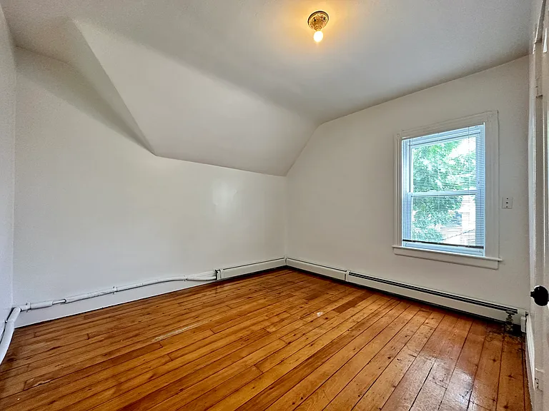 170 Alabama Ave — Photo 46