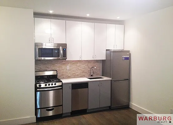 Rented by Warburg | media 11