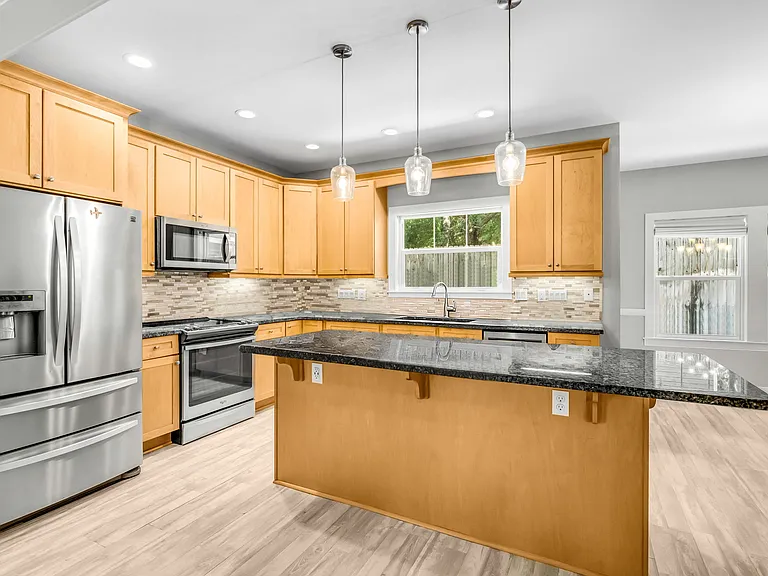 808 Willow St — Photo 19