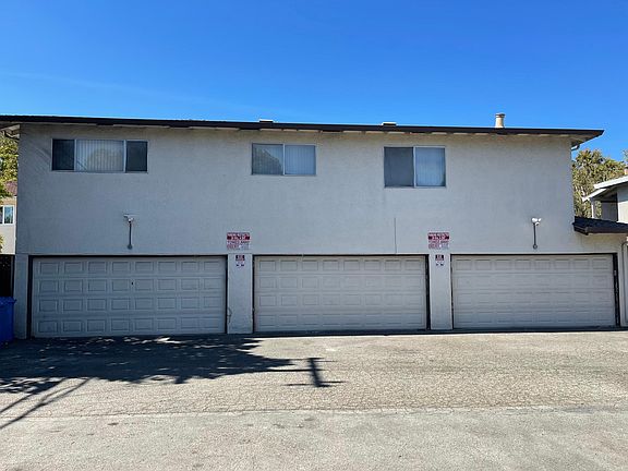 2nd image of 1440 Essex Way #2