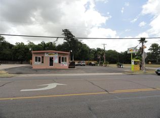 1105 S Gordon St, Alvin, TX 77511