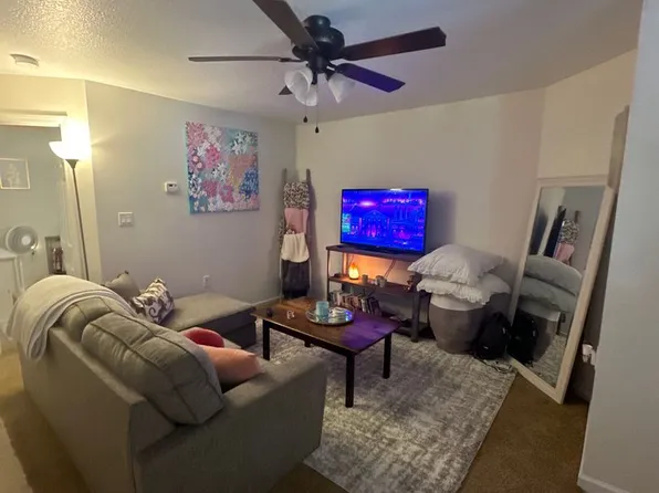 1030 Southpark Dr, Columbia, MO