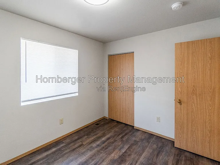 1501 N Regal St #1501 — Photo 8