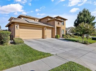 724 Arlington Pl, Lemoore, CA 93245