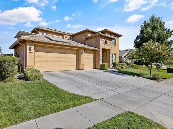 724 Arlington Place, Lemoore, CA 93245