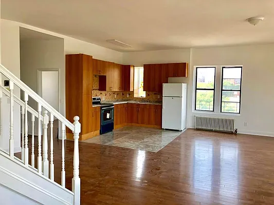 Rented by R New York | media 5