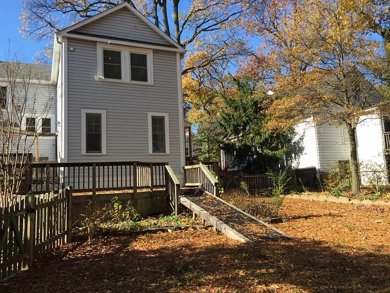 119 N Fillmore St — Photo 30