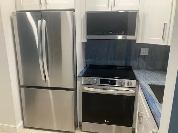 2901 NE 51st Street, Fort Lauderdale, FL 33308