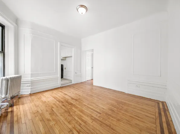 566 West 159th Street image 1 of 4