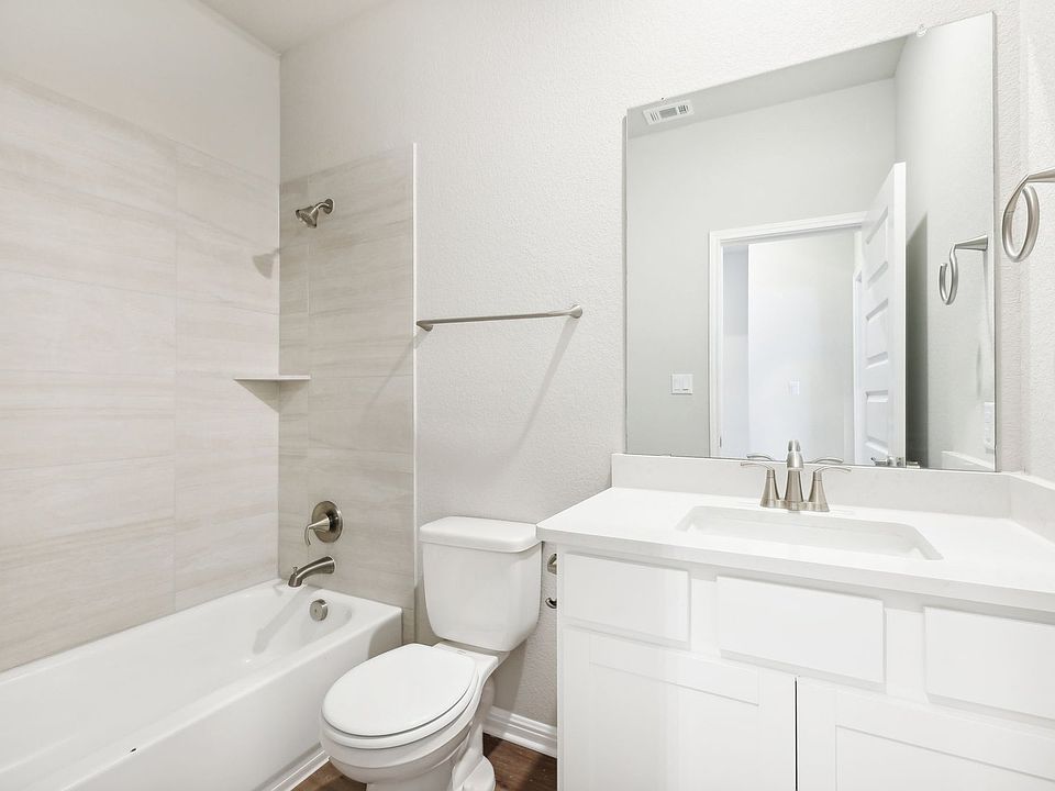 The Winedale 880 Floorplan