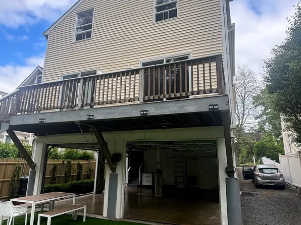 37 Prospect St #B, Greenwich, CT 06830
