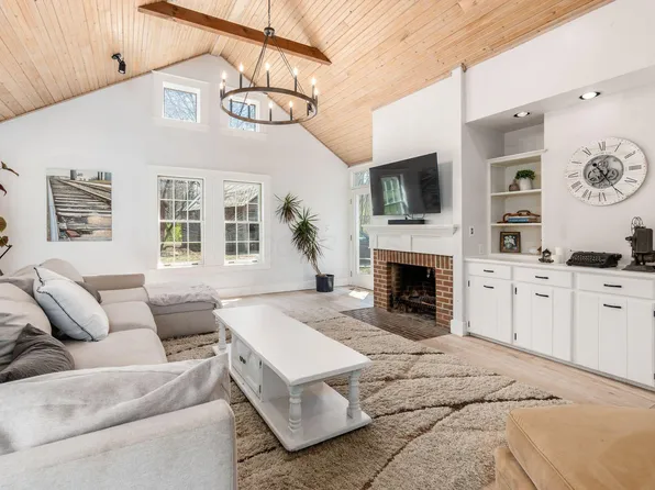 8058 Flint Rd, Columbus, OH 43235