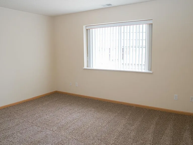 Northbrook Apartments — Photo 275