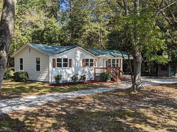 44 County Road 732, Clanton, AL 35046
