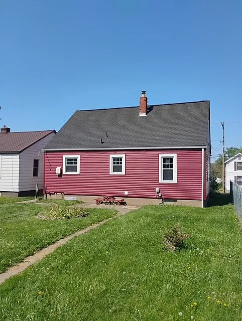 Building Photo - 782 Pine St
