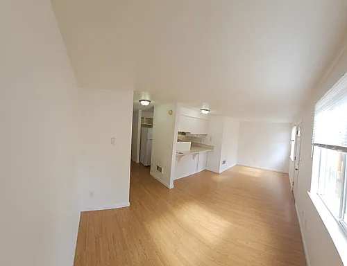 226 Little St SW Photo 1