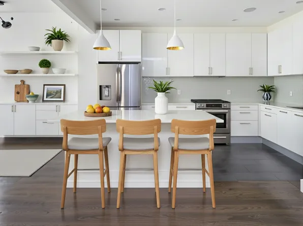 83 Franklin Street image 3 of 13