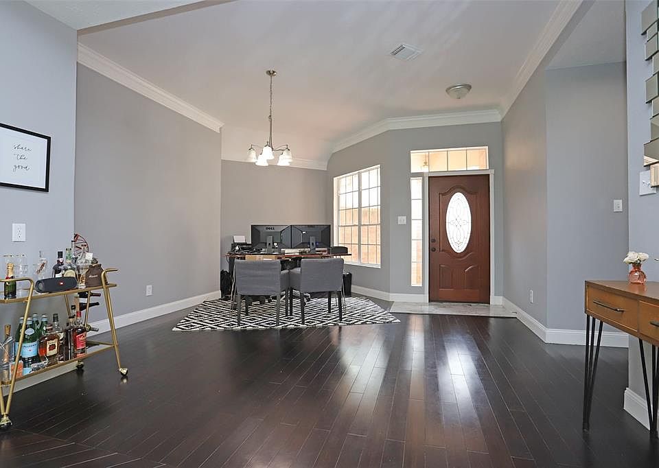 2nd image of 4514 Glennwell Ct