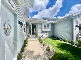 2576 Rolling Ridge Ln NW, Grand Rapids, MI 49534