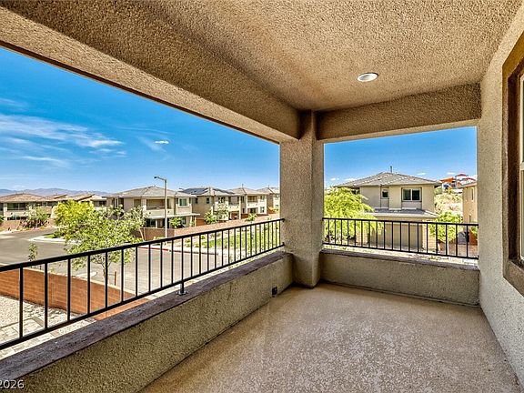 3rd image of 9702 Sapphire Rim Ave