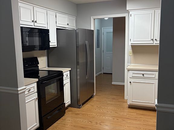 5th image of 122 Dogwood Ln W