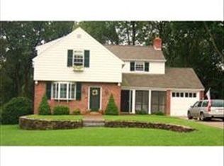 4 Cedar Rd, Andover, MA 01810