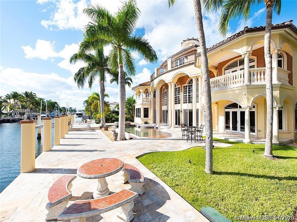1st image of 2708 Sea Island Dr